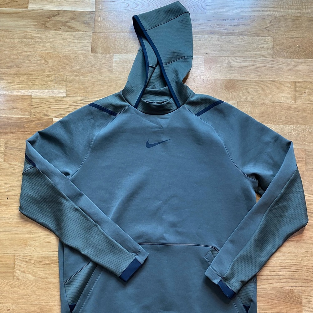 Nike pro training hoodie military Green L
